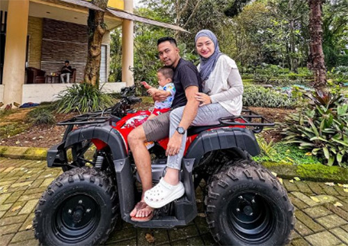 Nathalie Holscher Pamer Kemesraan dengan Mantan Pacar, Panen Cibiran