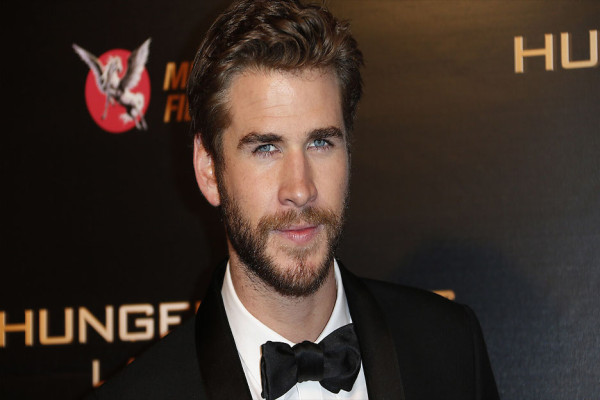 Liam Hemsworth Gantikan Henry Cavill di The Witcher Season 4