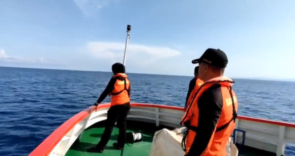 17 Korban Kebakaran KM Cantika 77 Belum Ditemukan, Waktu Pencarian Diperpanjang