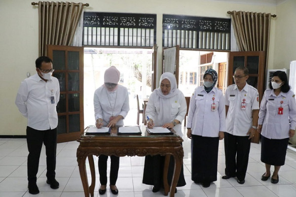 Pemkab Bojonegoro dan Bulog Tandatangani MoU Wujudkan Kedaulatan Pangan