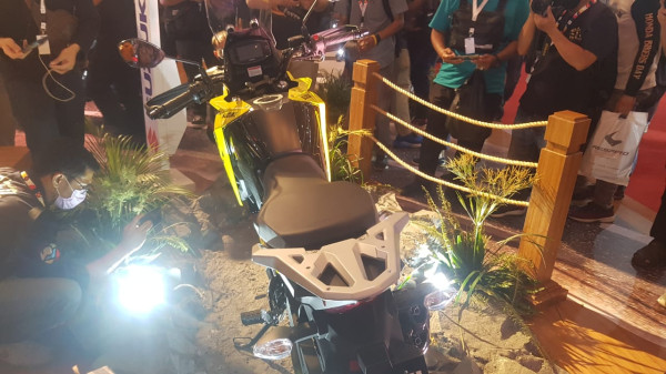 Suzuki V-Strom SX 250 Muncul di IMOS 2022, Inilah Detail Musuh Kawasaki Versys