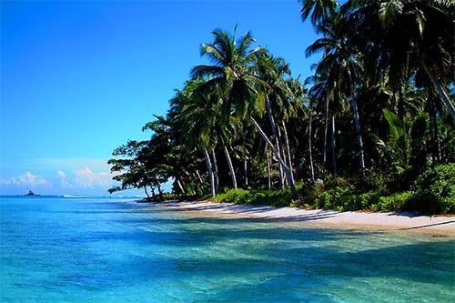 4 Pulau Terpencil di Indonesia, Cocok untuk Honeymoon