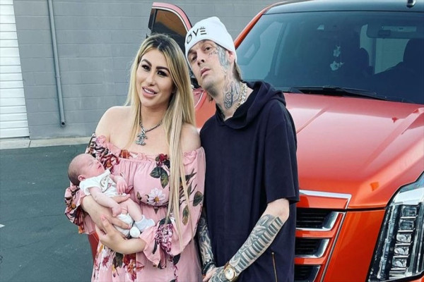 Penyanyi Aaron Carter Ditemukan Tewas di Bathup Kamar Mandi