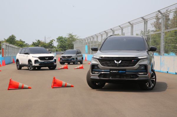 Merasakan Keajaiban Sensasi Setruman Unik Wuling Almaz Hybrid