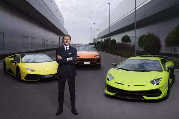 Santai Hadapi Resesi, Mobil Lamborghini Sudah Ludes Hingga Tahun 2024