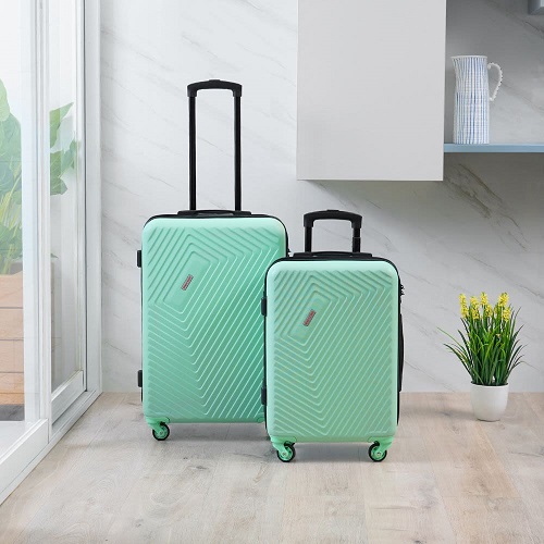 Rencana Traveling Akhir Tahun? Jangan Lupa Bawa 8 Perlengkapan Ini!
