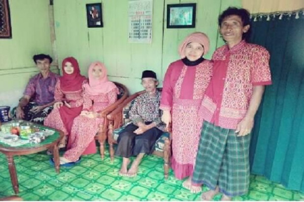 Mengenal Lebih Dekat Kartini, Anak Tukang Becak yang Sukses Jadi Content Creator