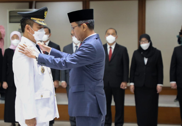 Heru Budi Lantik 9 Direktur RSUD, Kepala BPKD, dan 1 Wakil Wali Kota