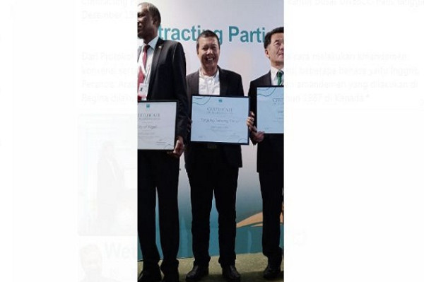 Mantap! Bupati Tanjung Jabung Timur Jambi Terima Ramsar’s Award di Jenewa Swiss