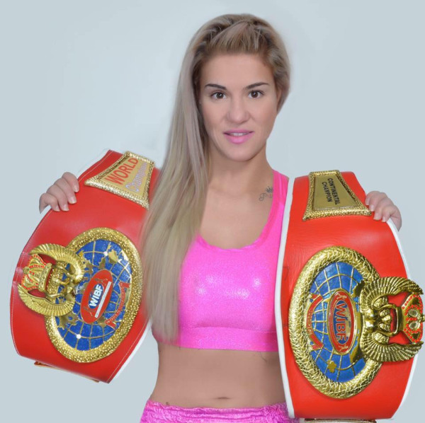 4 Petinju Wanita Terhebat di Dunia, Salah Satunya Pink Tyson