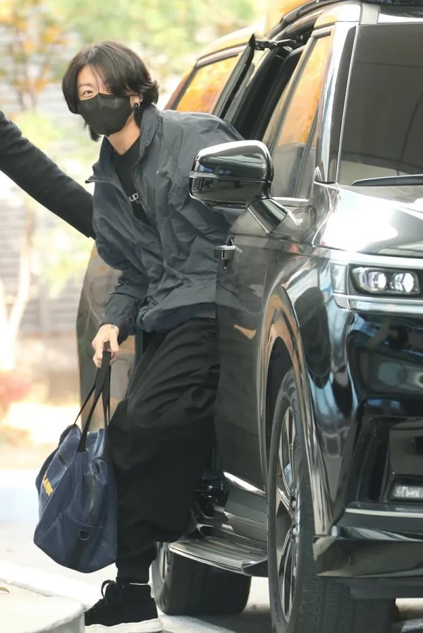 Jungkook BTS Berangkat ke Qatar Hadiri Pembukaan Piala Dunia 2022