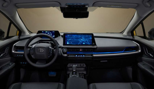 Dikepung Mobil Listrik, Toyota Prius Hybrid Baru Resmi Diluncurkan