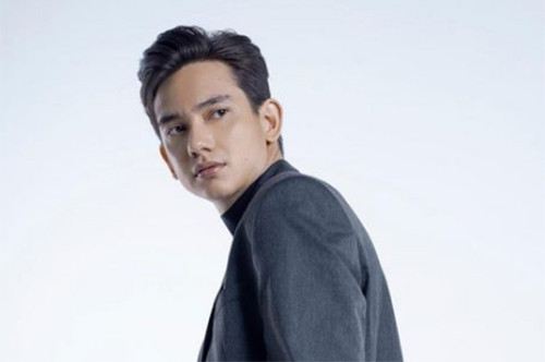 5 Artis Islam yang Ngaku Jarang Salat, Nomor 3 Sering Dikira Non-Muslim