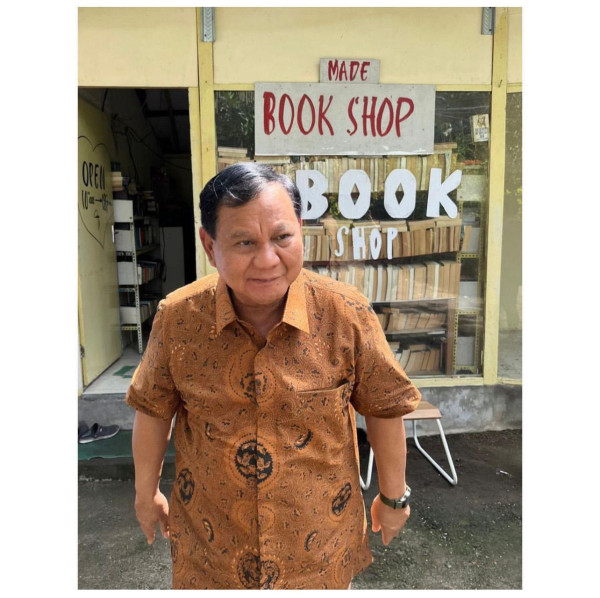 Hobi Baca, Prabowo Luangkan Waktu Berburu Buku Tua di Sela Kegiatan KTT G20