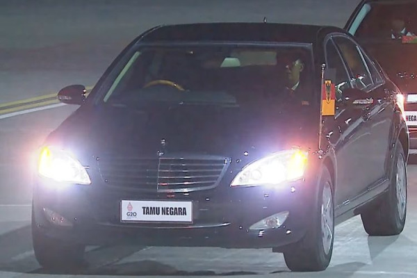 Kilas Balik, Harga Fantastis Mobil-mobil Kepala Negara Dunia yang Hadir di Pulau Dewata