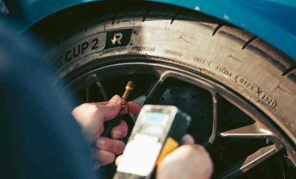 Mobil Listrik Tercepat, Rimac Nevera Melesat 415 Km Per Jam