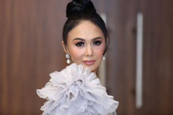 5 Artis yang Pernah Menjalin Hubungan dengan Berondong, Nomor 3 Beda Usia 16 Tahun
