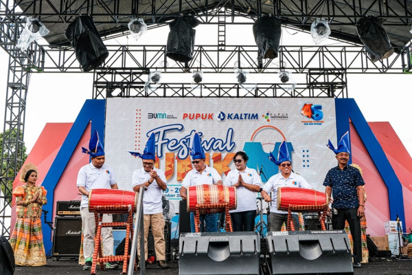 Penggunaan Pupuk yang Tepat Bikin Penghasilan Petani Meningkat