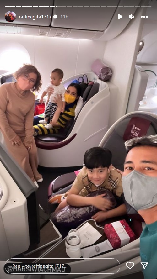 Raffi Ahmad Boyong Keluarga ke Qatar Nonton Piala Dunia 2022