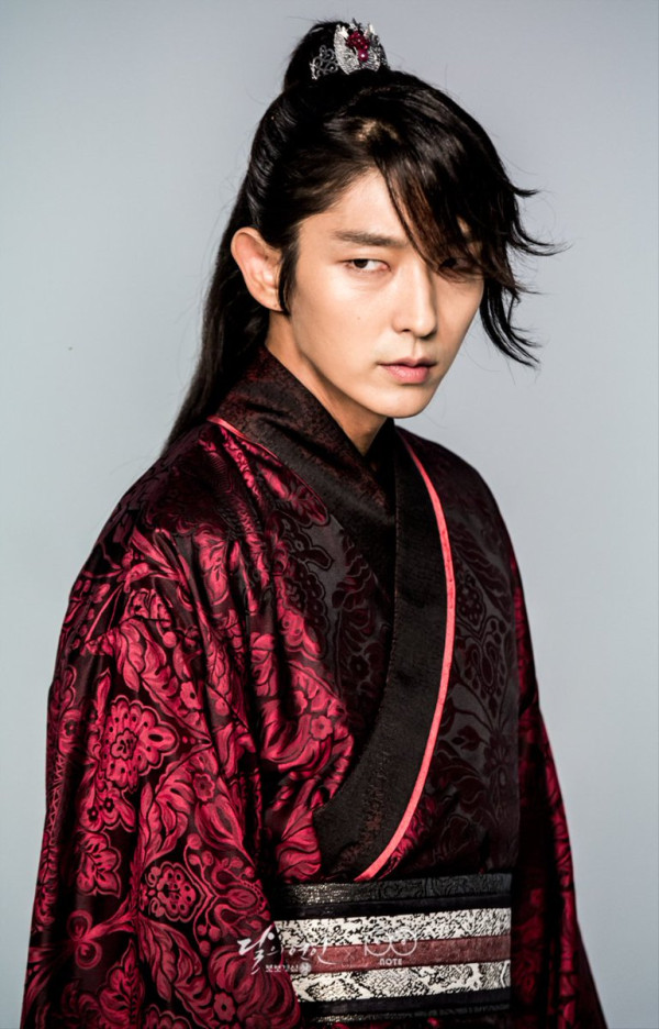 8 Pangeran Tampan yang Muncul dalam Drama Korea