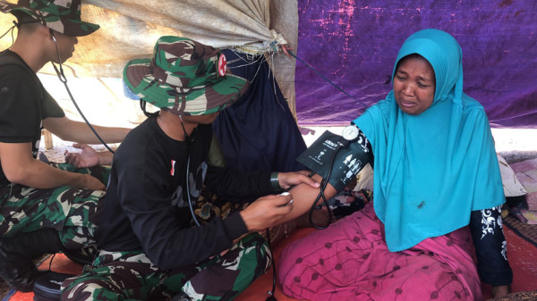 TNI AD Sisir Perkampungan di Cianjur yang Tak Terjamah, Kerahkan Rantis Atav