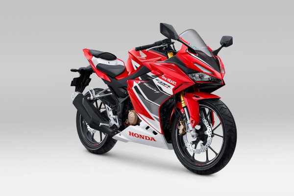 New CBR150R Punya Stripping Baru Lebih Agresif, Harga Tetap!