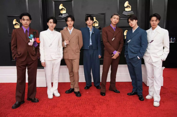 Jin BTS Wamil pada 13 Desember, Ini Pesannya untuk ARMY