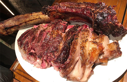 Mencicipi Steak Lezat ala The Meat Guy, Antreannya Sudah Sampai 2023