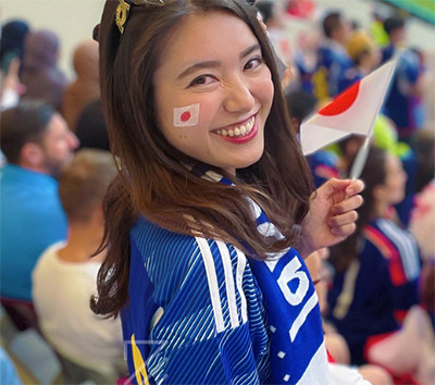 5 Potret Suporter Wanita Piala Dunia 2022, Cantik Bikin Pria Susah Kedip