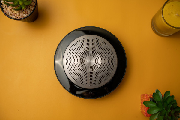 Review Jabra Speak 750, Speaker Mungil untuk Mereka yang Rutin Meeting Online