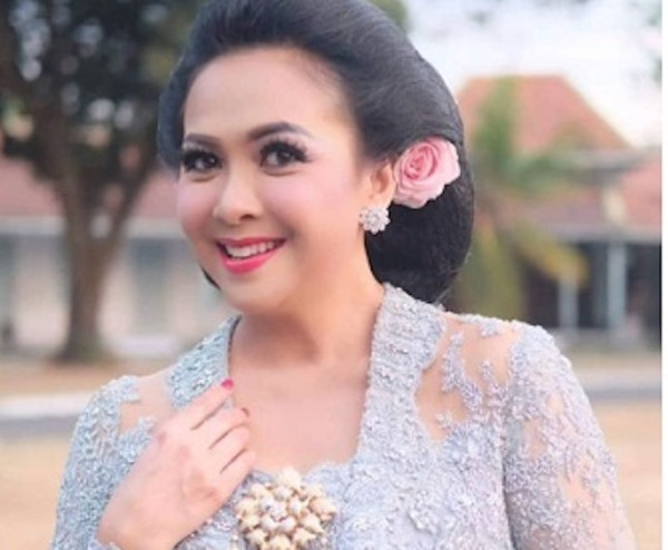 4 Artis Indonesia yang Kuliah Jurusan Pendidikan, Nomor Terakhir Penyanyi Senior