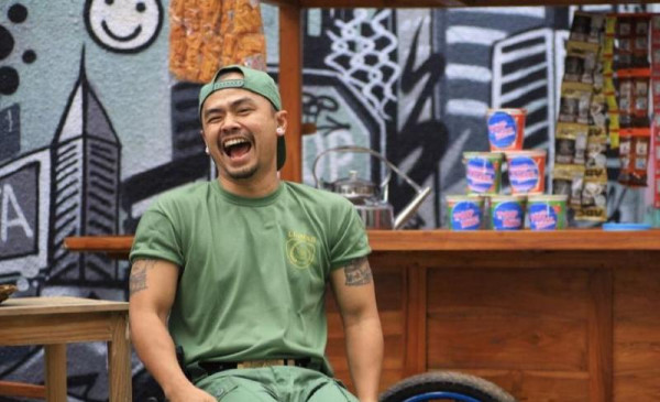 4 Artis Indonesia yang Kuliah Jurusan Pendidikan, Nomor Terakhir Penyanyi Senior