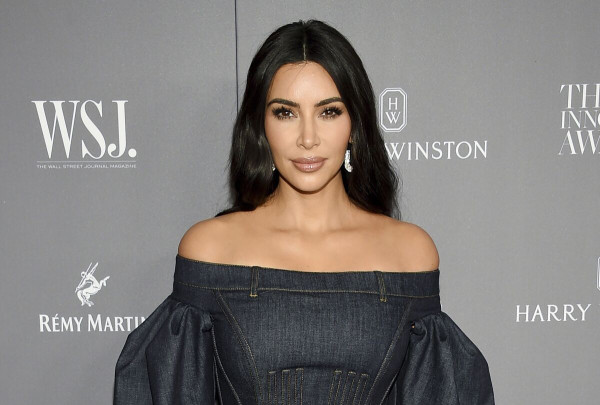10 Skandal Seks Artis Paling Menghebohkan, Nomor 5 Dipaksa Melayani 30 Orang