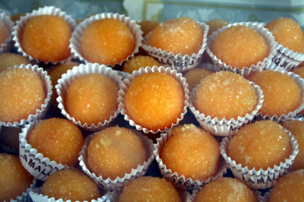 10 Dessert Paling Unik di Dunia, ada Serangga Berlumur Cokelat