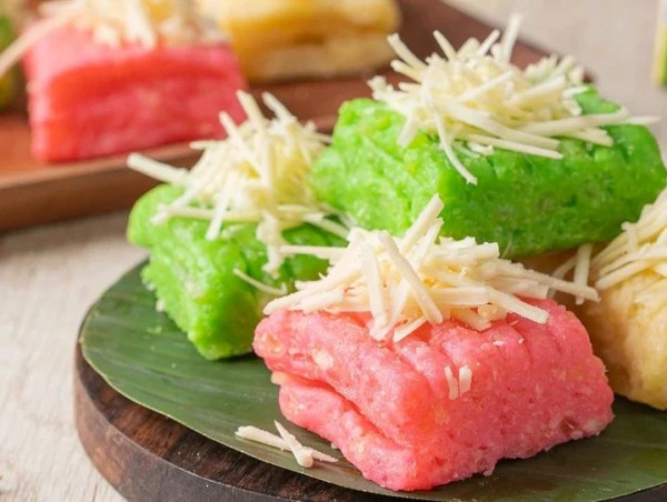 7 Dessert Terpopuler Asal Indonesia, Ada Dadar Gulung hingga Kolak!