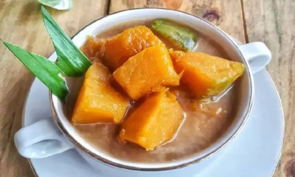 7 Dessert Terpopuler Asal Indonesia, Ada Dadar Gulung hingga Kolak!