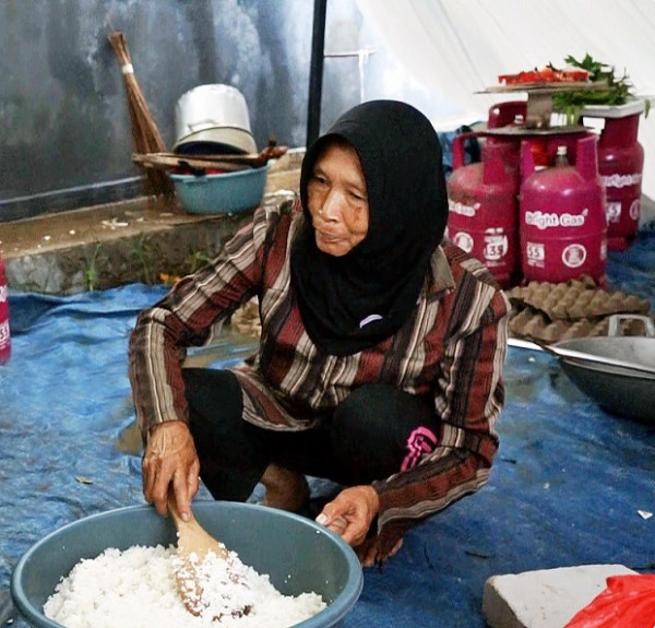 Pertamina Peduli Salurkan 100 Tabung LPG Bright Gas untuk Posko Pengungsi Cianjur