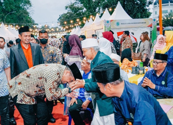 Pekan KHAS Kota Medan, Bobby Gratiskan Sertifikat Halal bagi UMKM