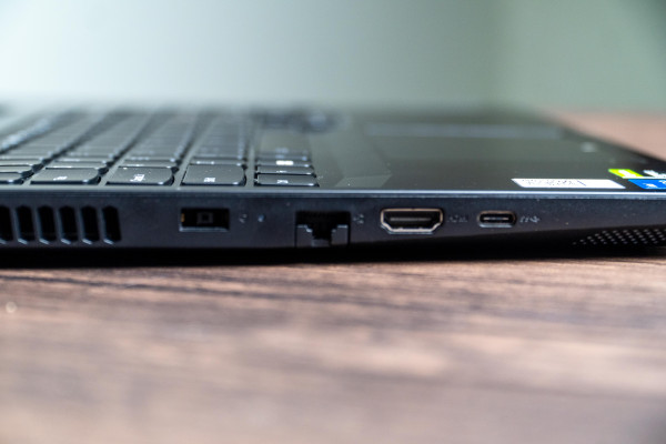 Review laptop Gaming Lenovo Legion 5i i7 10750H, Tetap Dingin Walau Main Game Berat