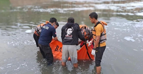 Warga Diimbau Waspada Arus Berputar saat Berenang di Kanal Banjir Timur