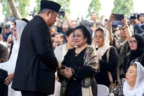 5 Momentum Jabat Tangan dan Tegur Sapa SBY dengan Megawati