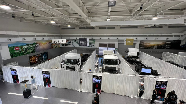 Keren, Mekanik UD Trucks dari Indonesia Dominasi Kompetisi Dunia di Jepang