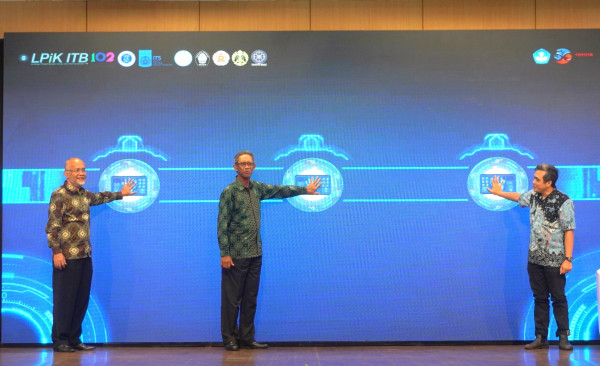 Dua Pesan Penting Toyota Buat Transisi Elektrifikasi di Indonesia