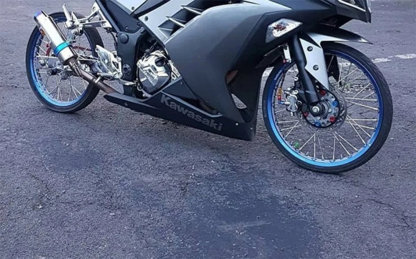 Polisi Malaysia akan Menyita Motor yang Menggunakan Ban Cacing