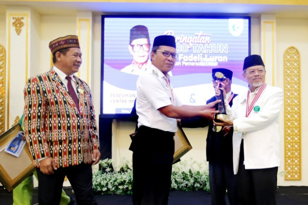 Wali Kota Danny Hadiri Peringatan 100 Tahun H. Fadeli Luran