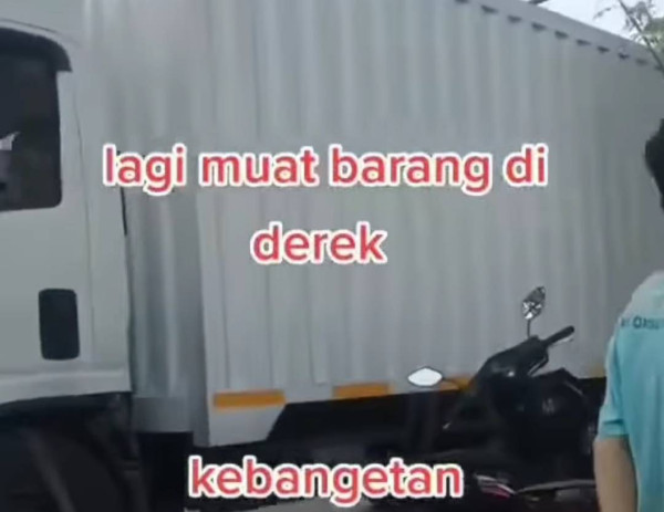 Viral Truk Ekspedisi Diderek saat Bongkar Muatan, Sudinhub: Parkirnya Mengganggu