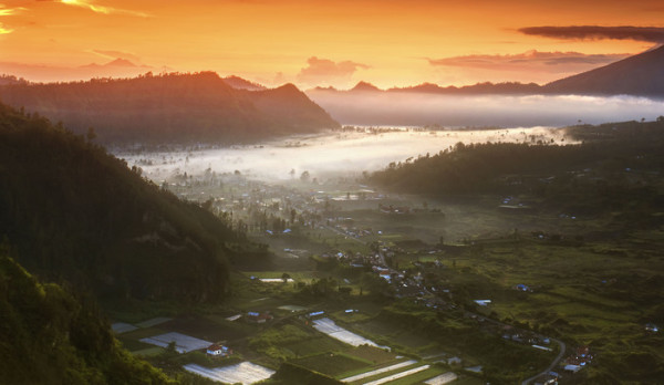 5 Destinasi Wisata Tak Biasa untuk Liburan Akhir Tahun, Nomor 2 Negeri di Atas Awan