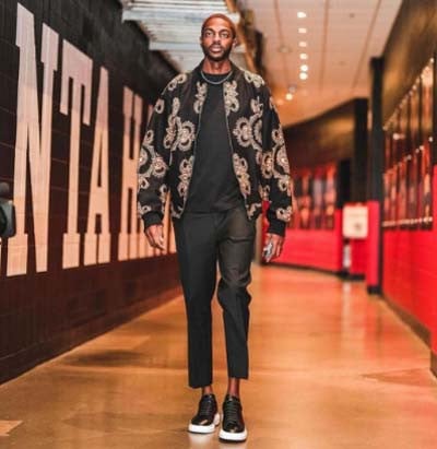 Atlet Basket NBA Justin Holiday Didapuk Jadi Duta Batik untuk Amerika Serikat