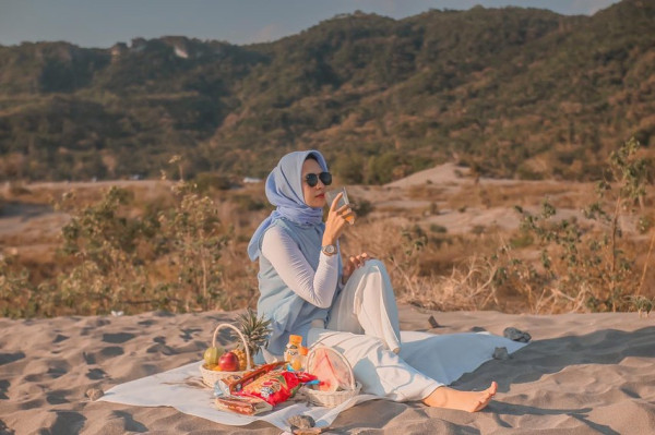 4 Spot Menarik di Gumuk Pasir Parangkusumo, Tempat Pemotretan Prewedding Kaesang-Erina