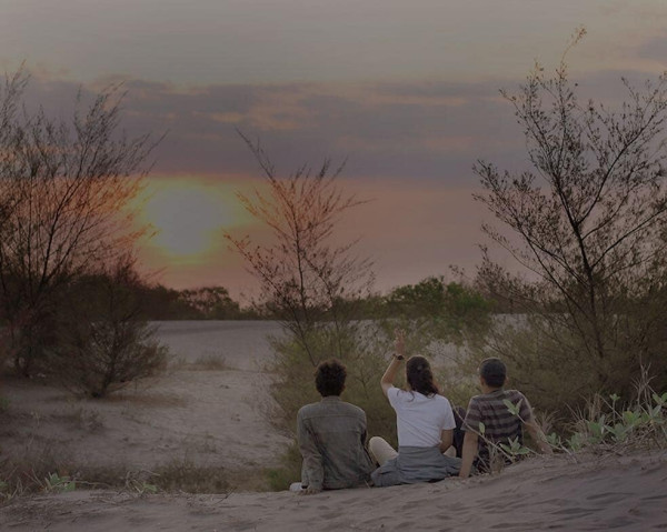 4 Spot Menarik di Gumuk Pasir Parangkusumo, Tempat Pemotretan Prewedding Kaesang-Erina